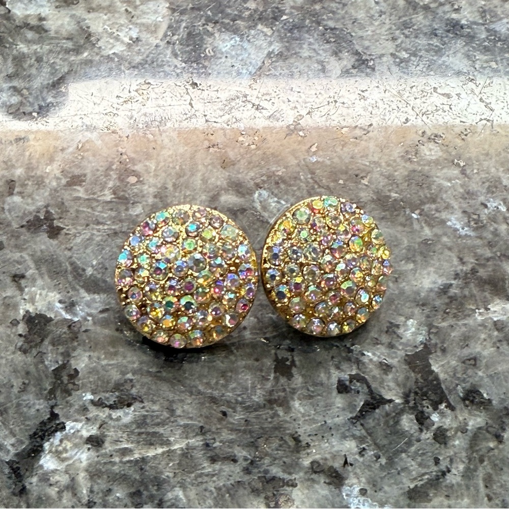 2/$29 or 3/$39 NWOT Large Gold Crystal Stud Earrings - Picture 5 of 5